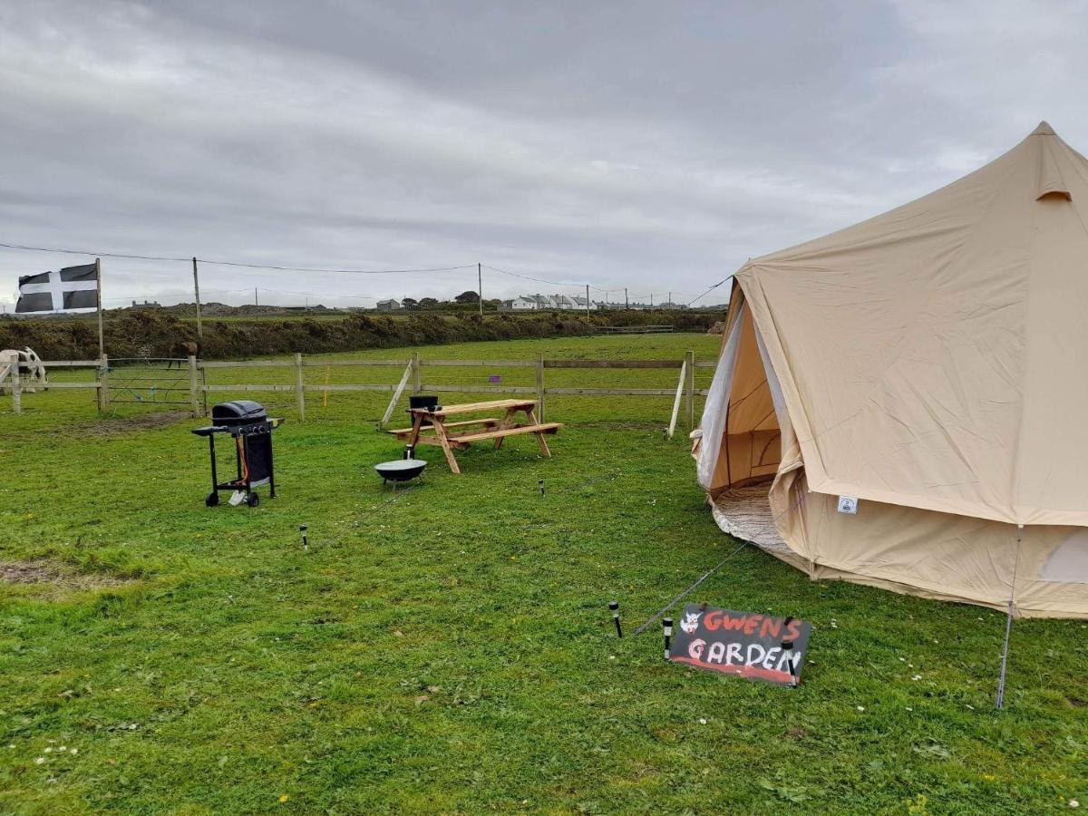Syds Corner Bell Tent Hotel Сейнт Джъст Екстериор снимка
